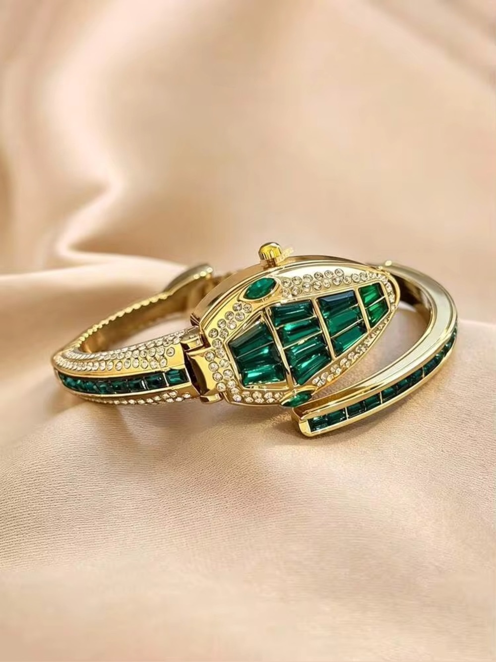 Serpenti Style Emerald Green Crystal Bangle Watch – Gold Tone Quartz Watch - Picture 7 of 11